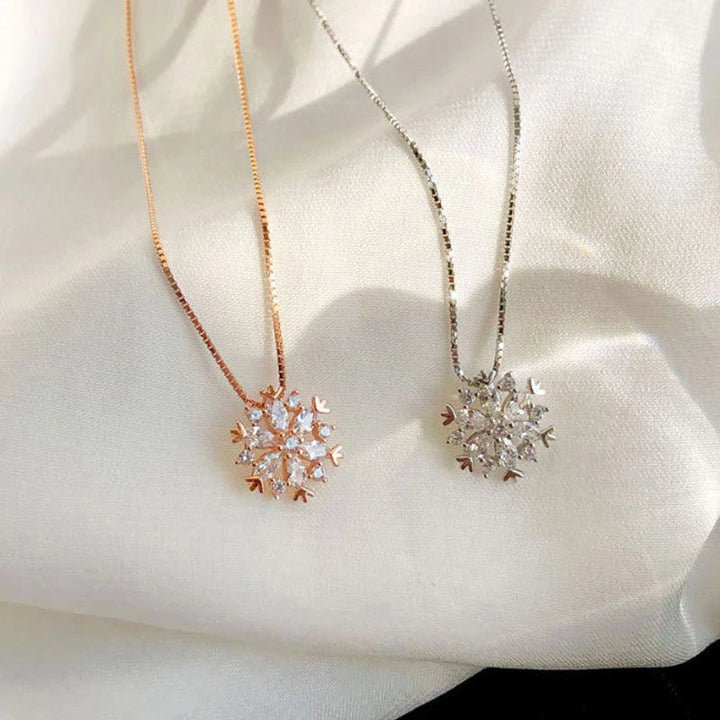 Cora - Colier Cristal cu Fulgi de Zăpadă